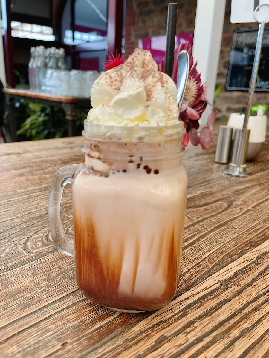 Food & drink, Black Bird Coffee House