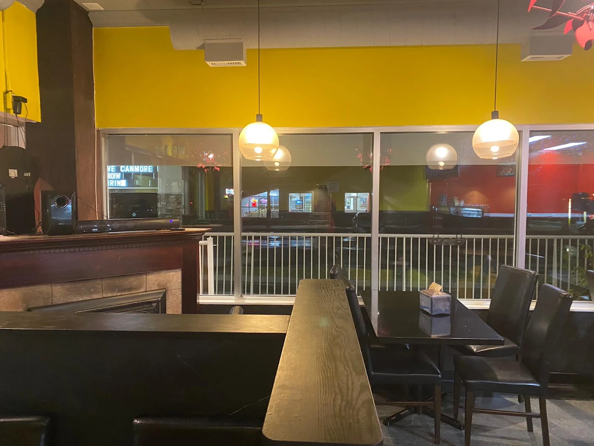 Vibe, Alberta Wing Shack Canmore