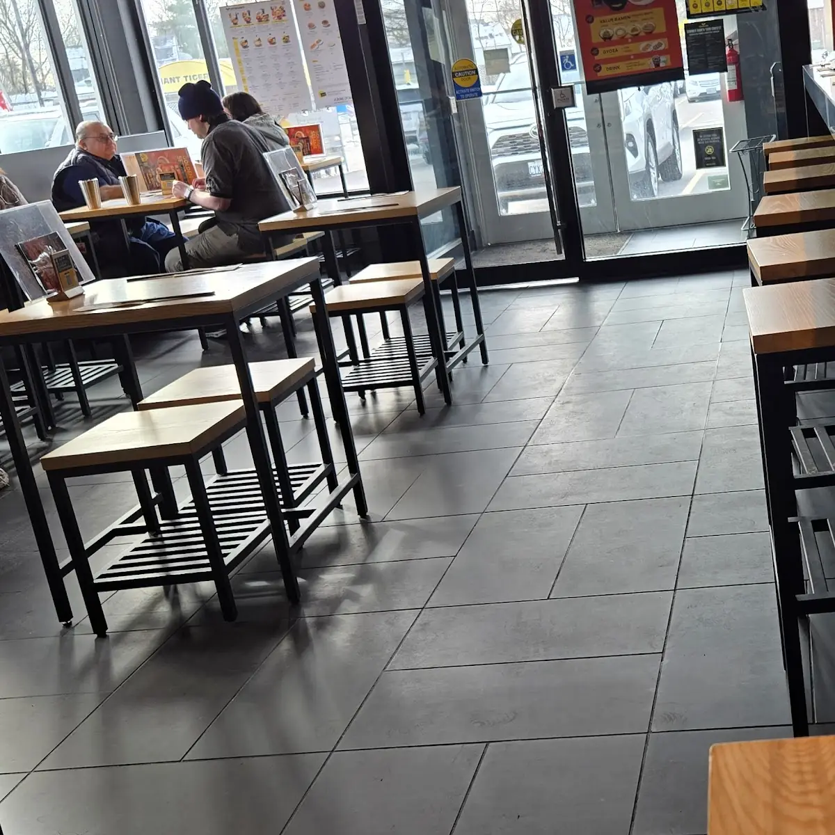 Vibe, KINTON RAMEN WINDSOR