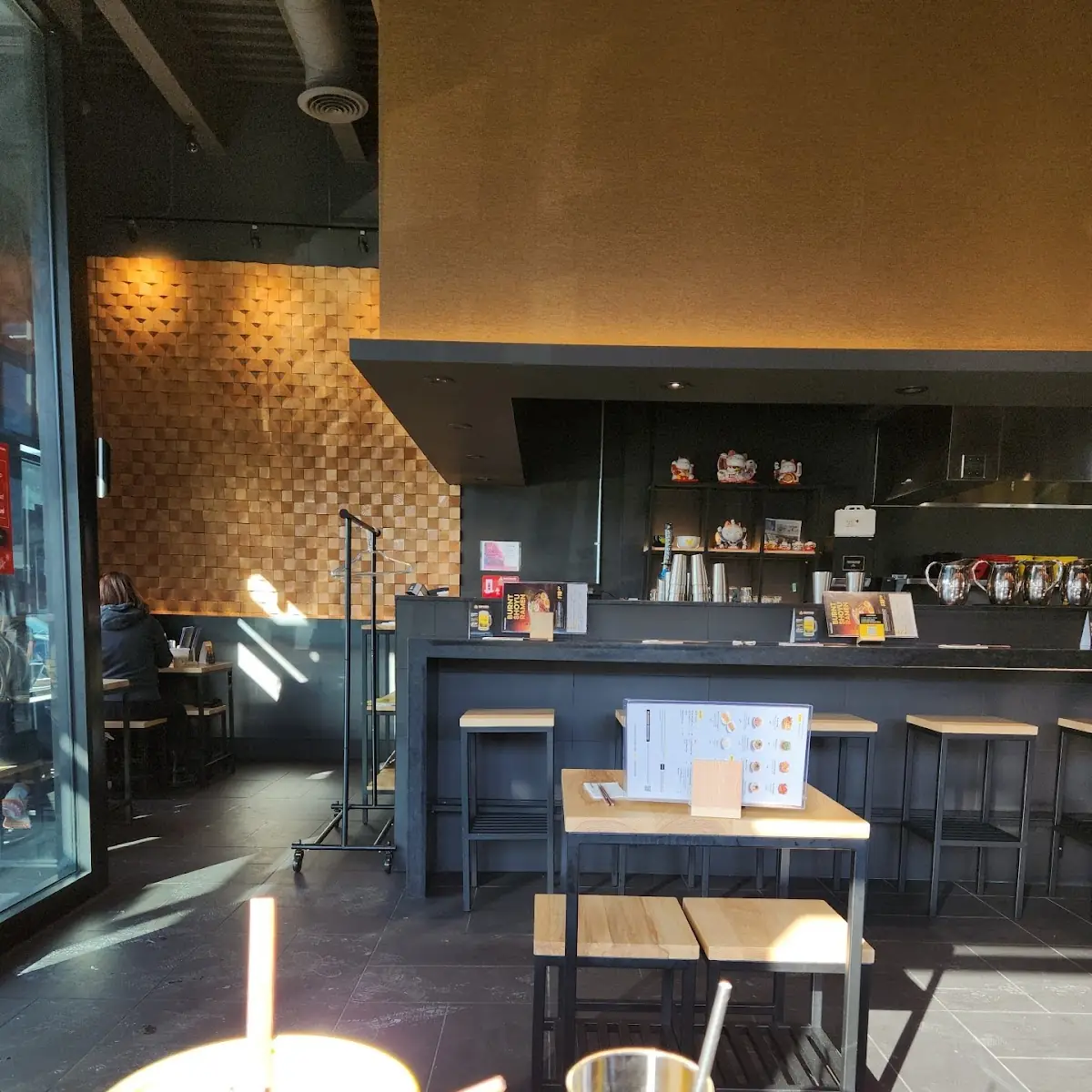 Vibe, KINTON RAMEN WINDSOR