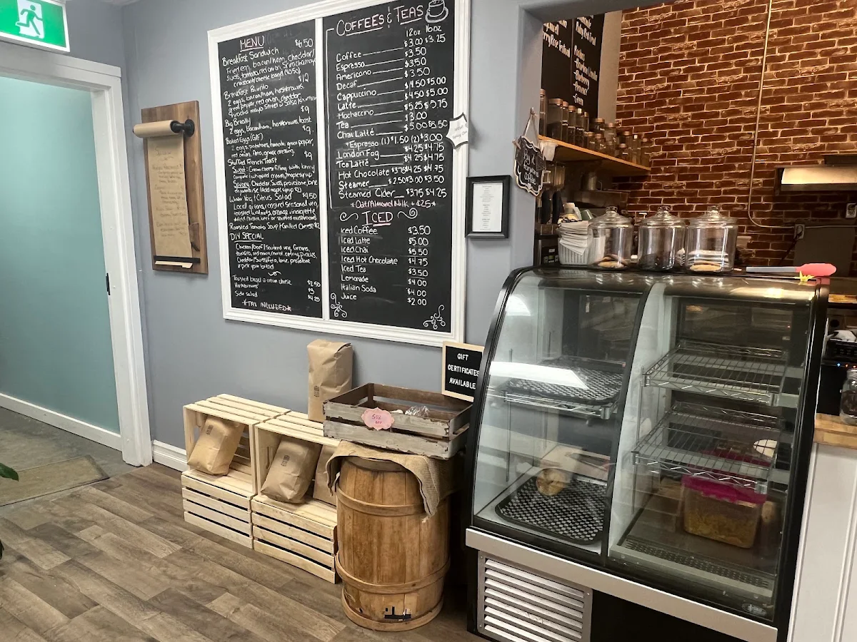 Vibe, Aroma Mocha Cafe