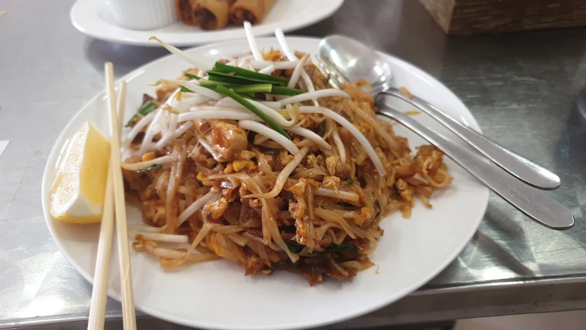Food & drink, Pinto Thai Tweed Heads South