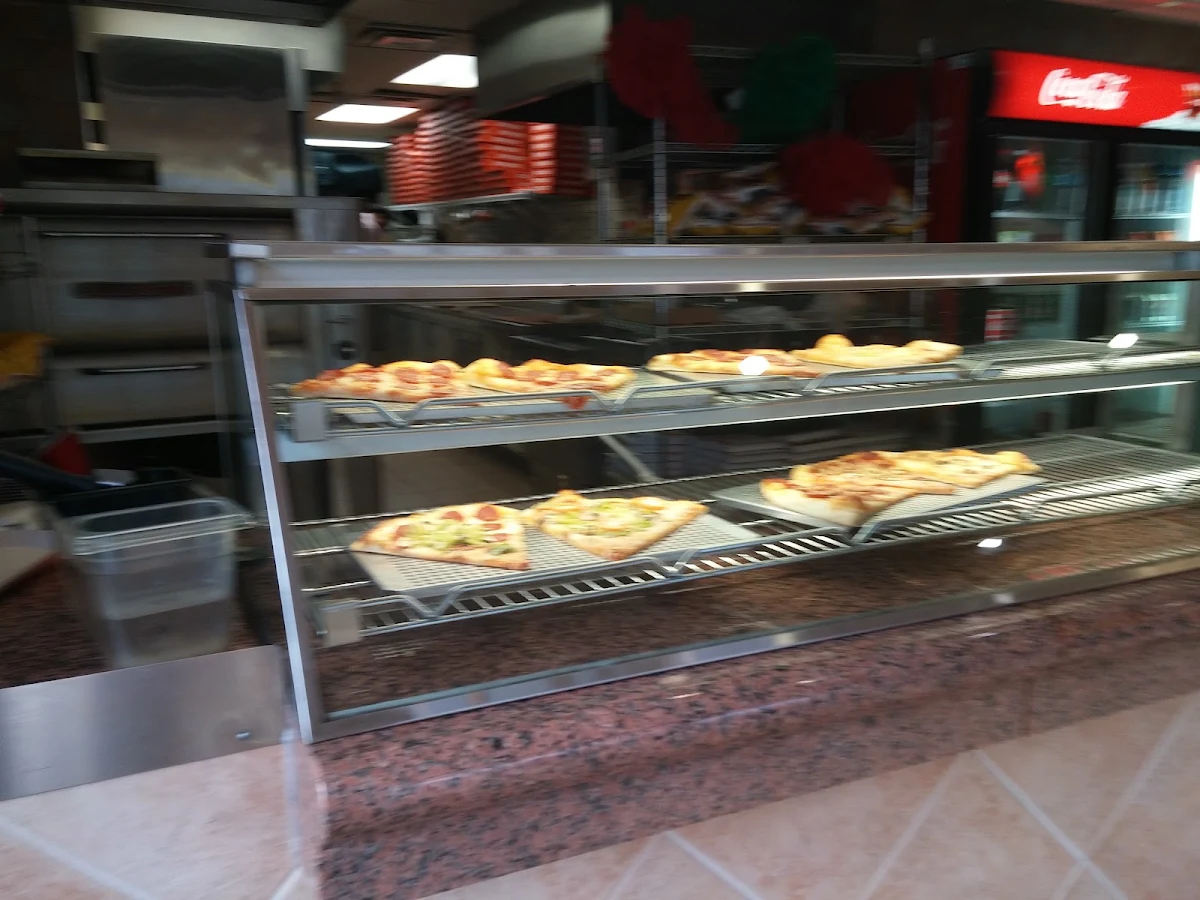 Vibe, Pizza Pizza