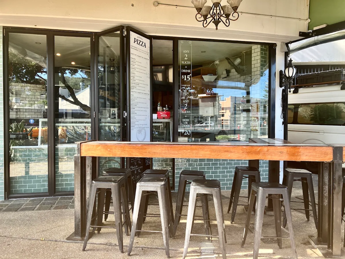 Vibe, Burleigh Pizza