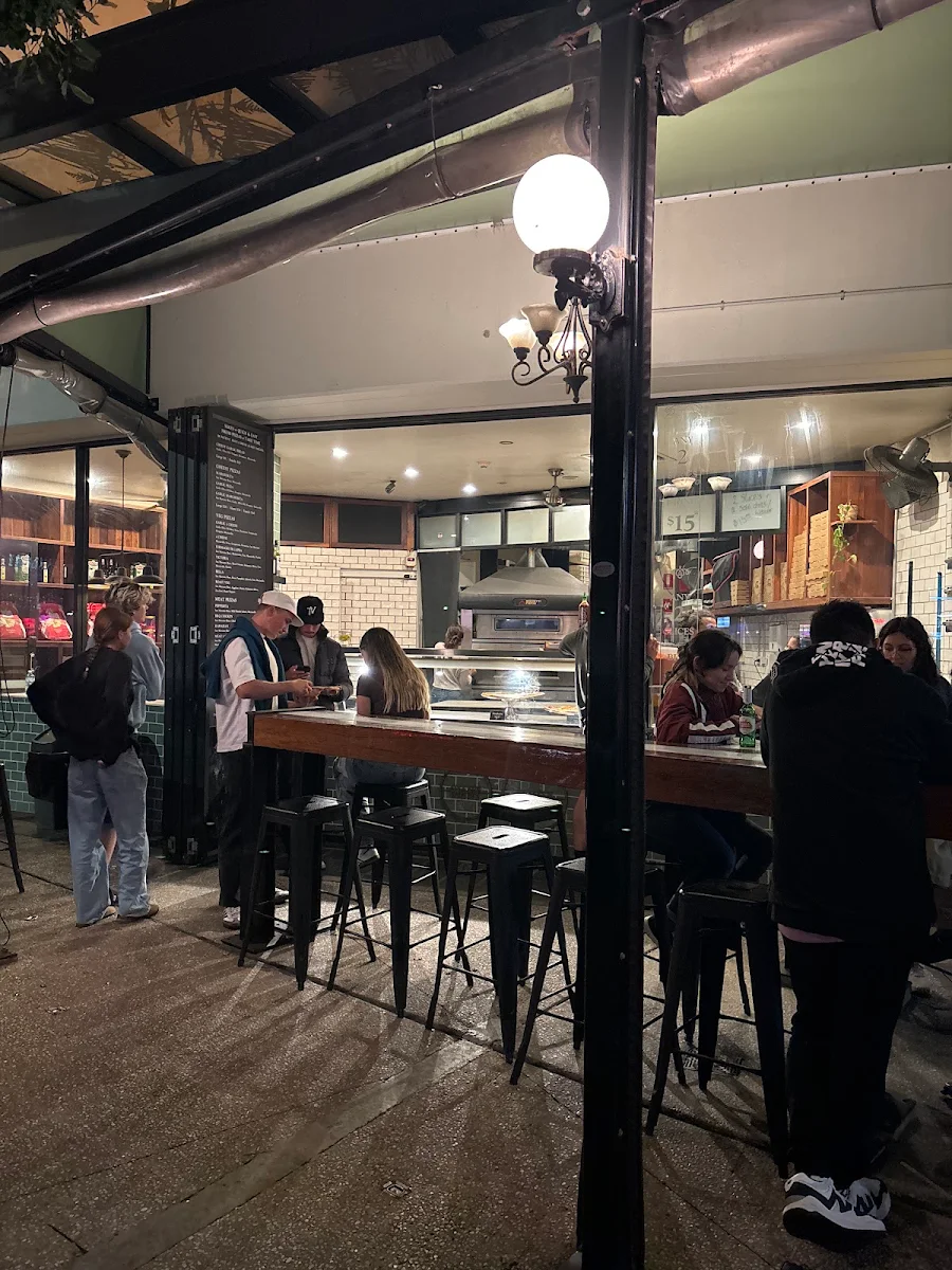 Vibe, Burleigh Pizza