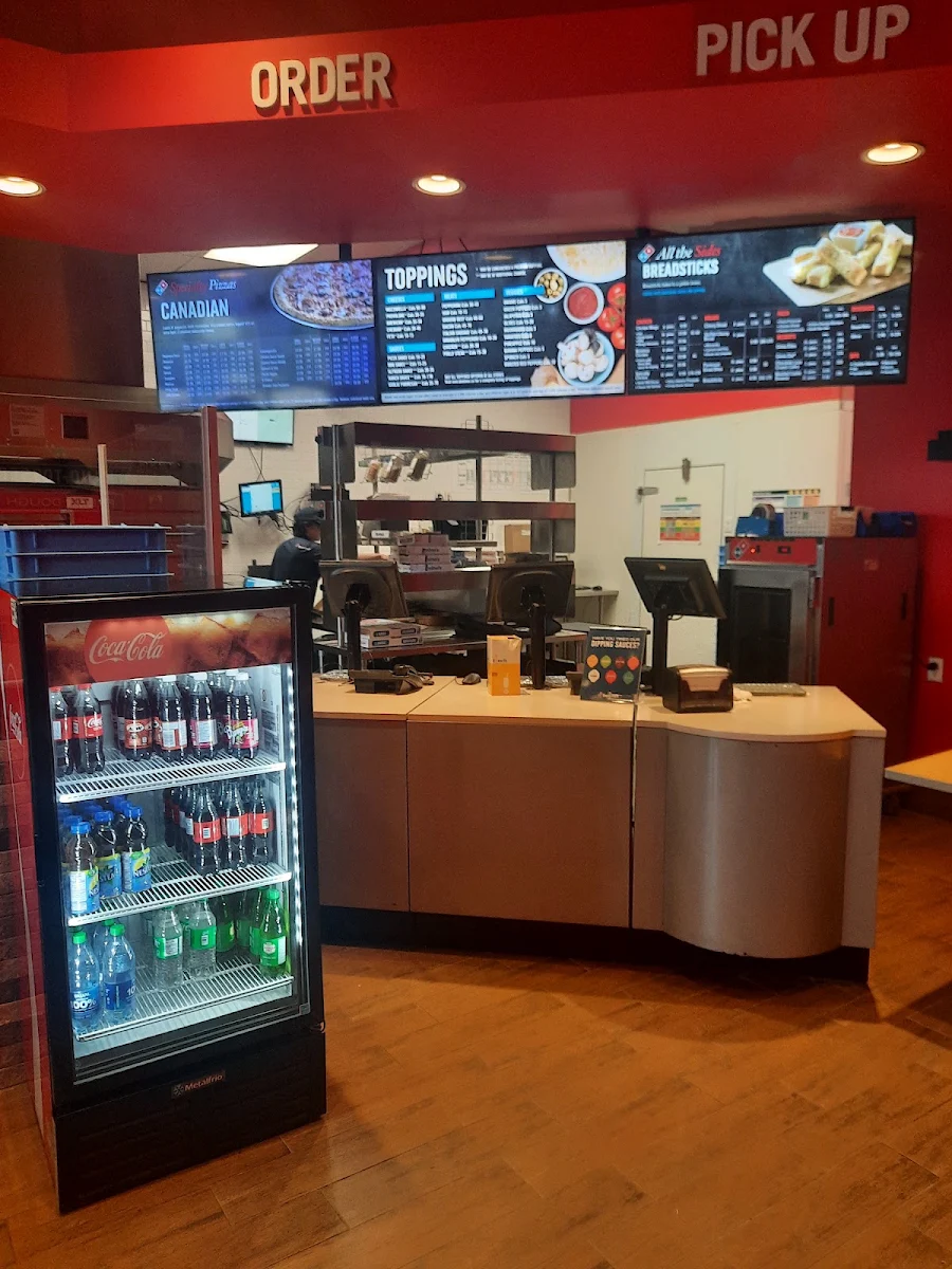 Vibe, Domino's Pizza