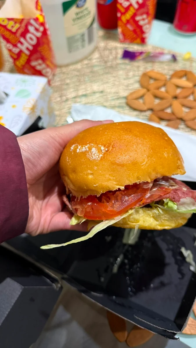 Food & drink, The Grill Stop