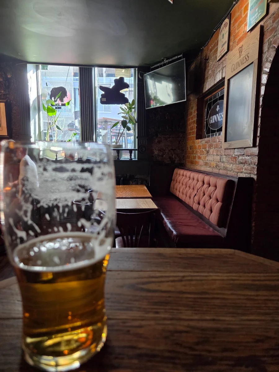 Food & drink, Hurley's Irish Pub
