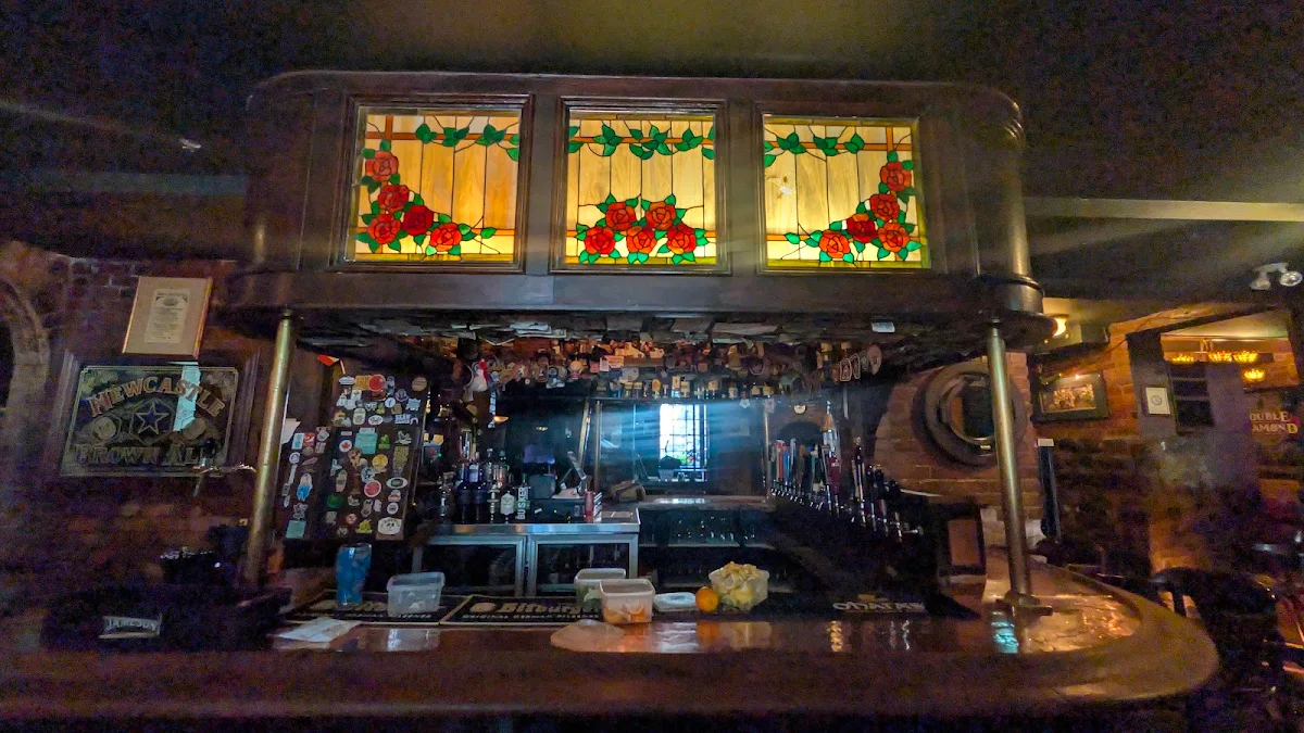 Vibe, Hurley's Irish Pub