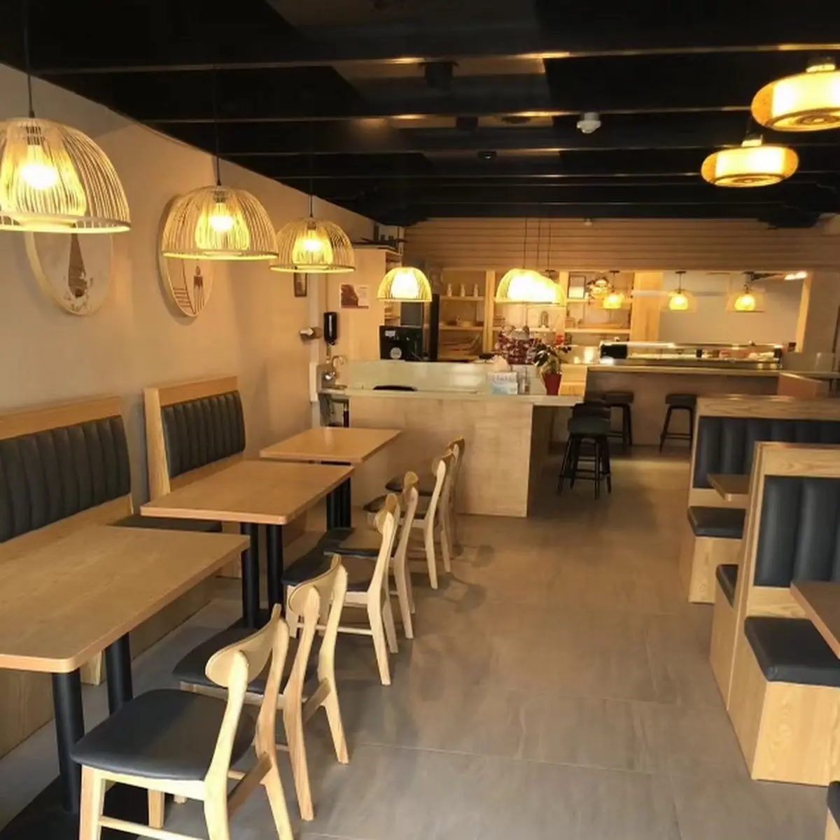 Vibe, Taku Sushi & Ramen