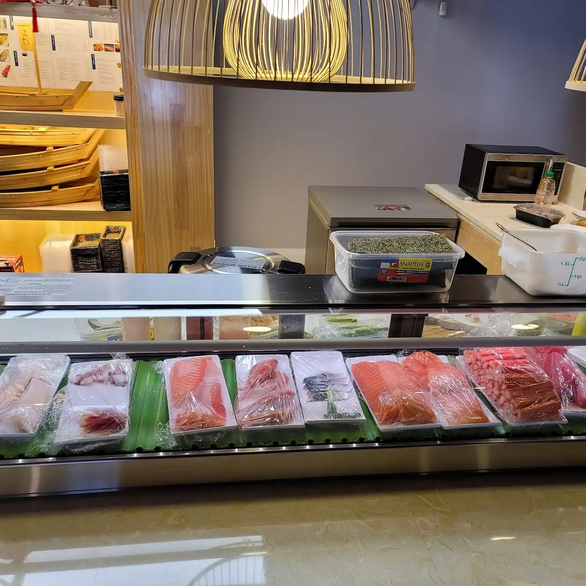Vibe, Taku Sushi & Ramen