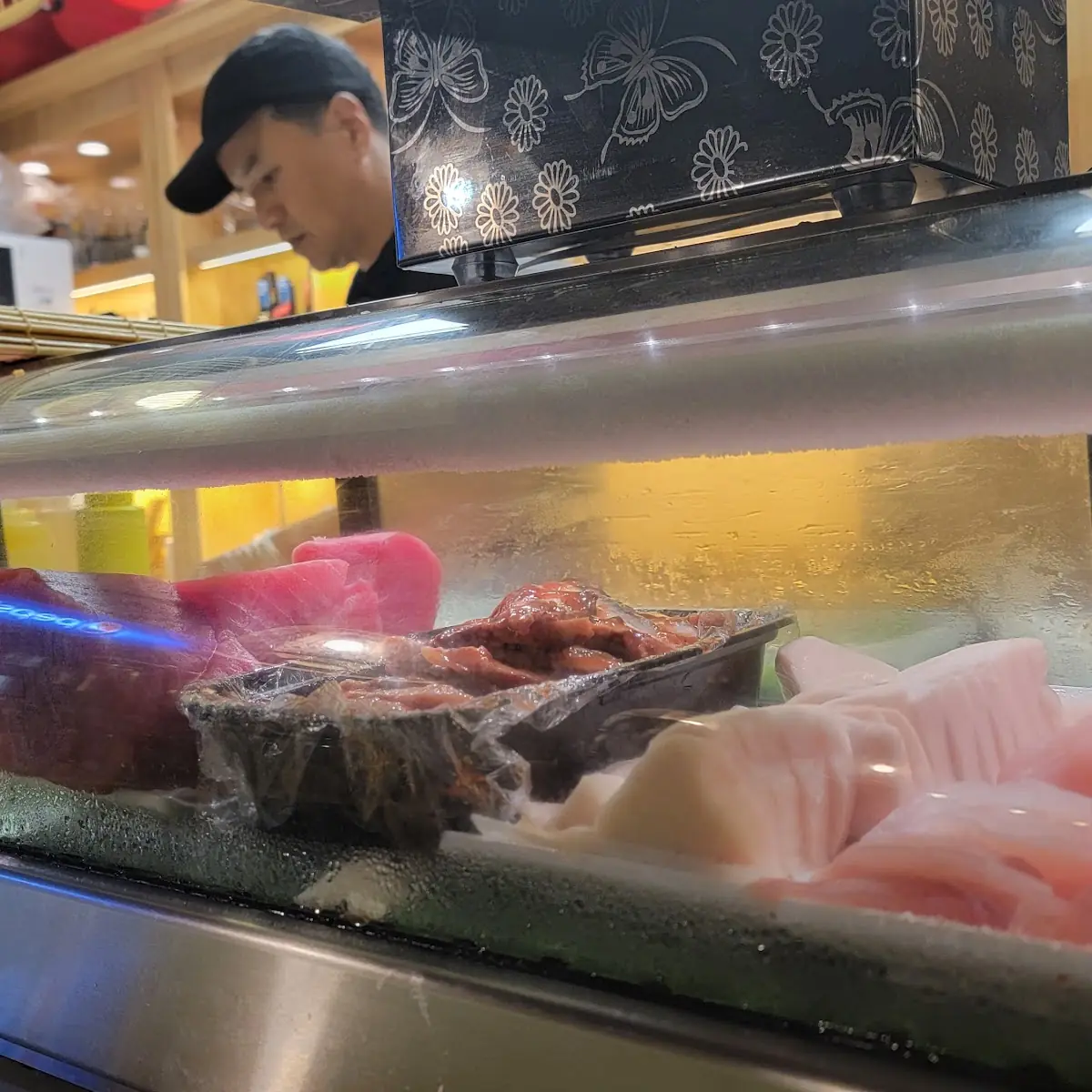 Vibe, Taku Sushi & Ramen
