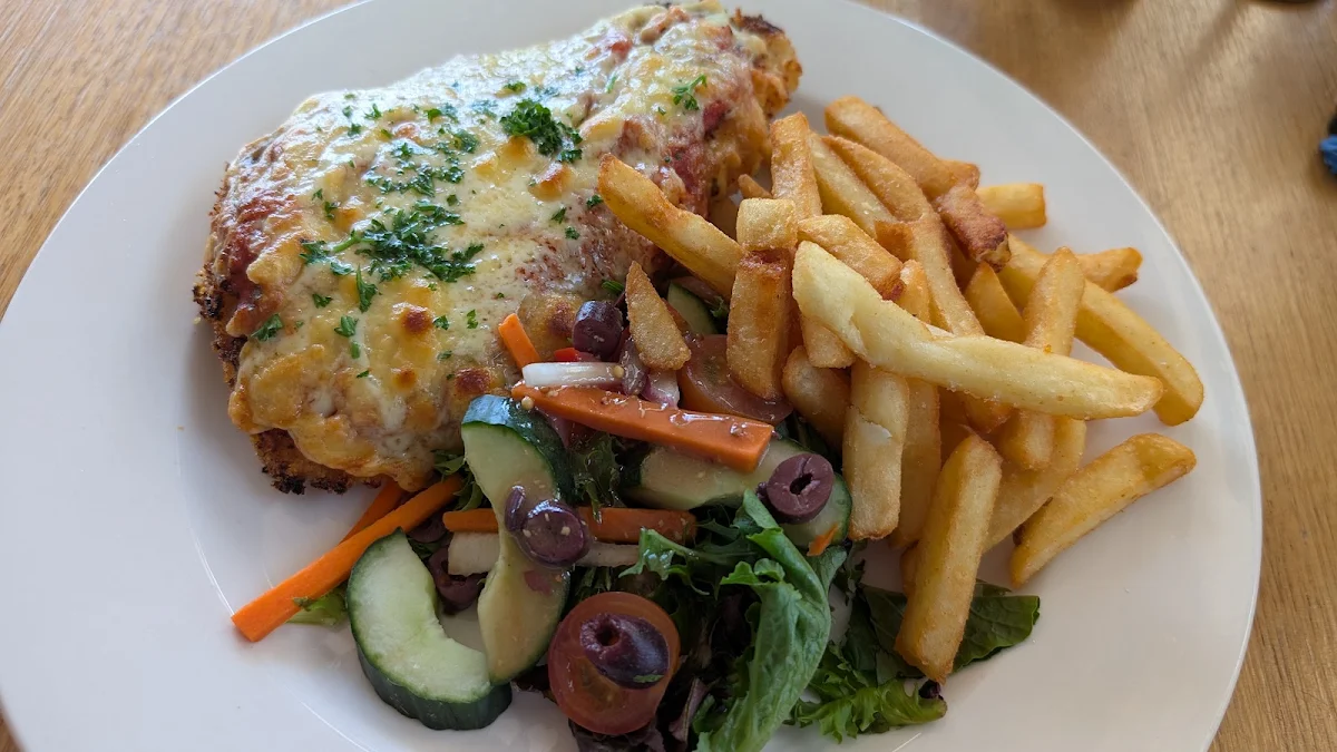 Food & drink, Cape Tavern
