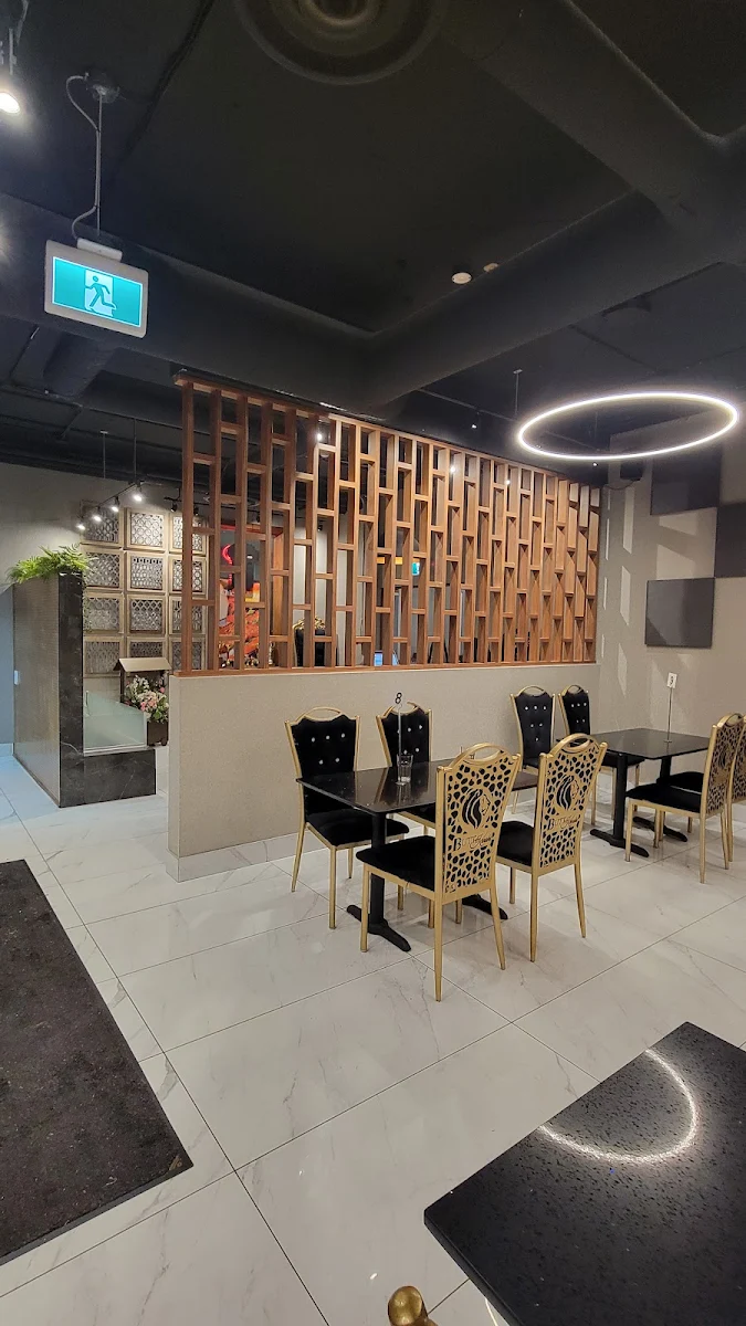 Vibe, Butt Karahi Restaurant & Banquet Hall