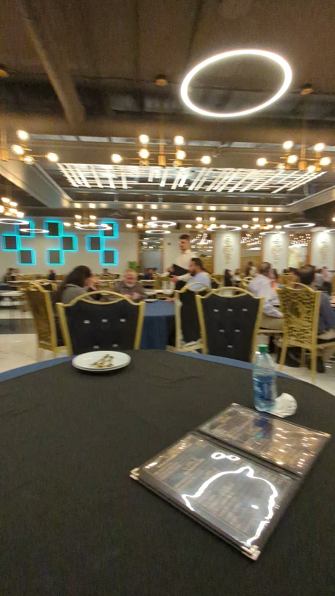 Vibe, Butt Karahi Restaurant & Banquet Hall