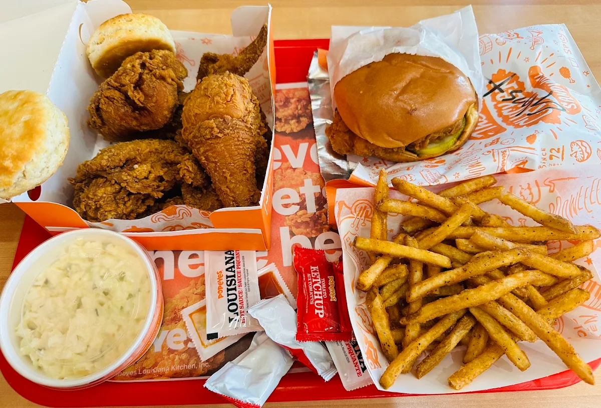 Food & drink, Popeyes Louisiana Kitchen