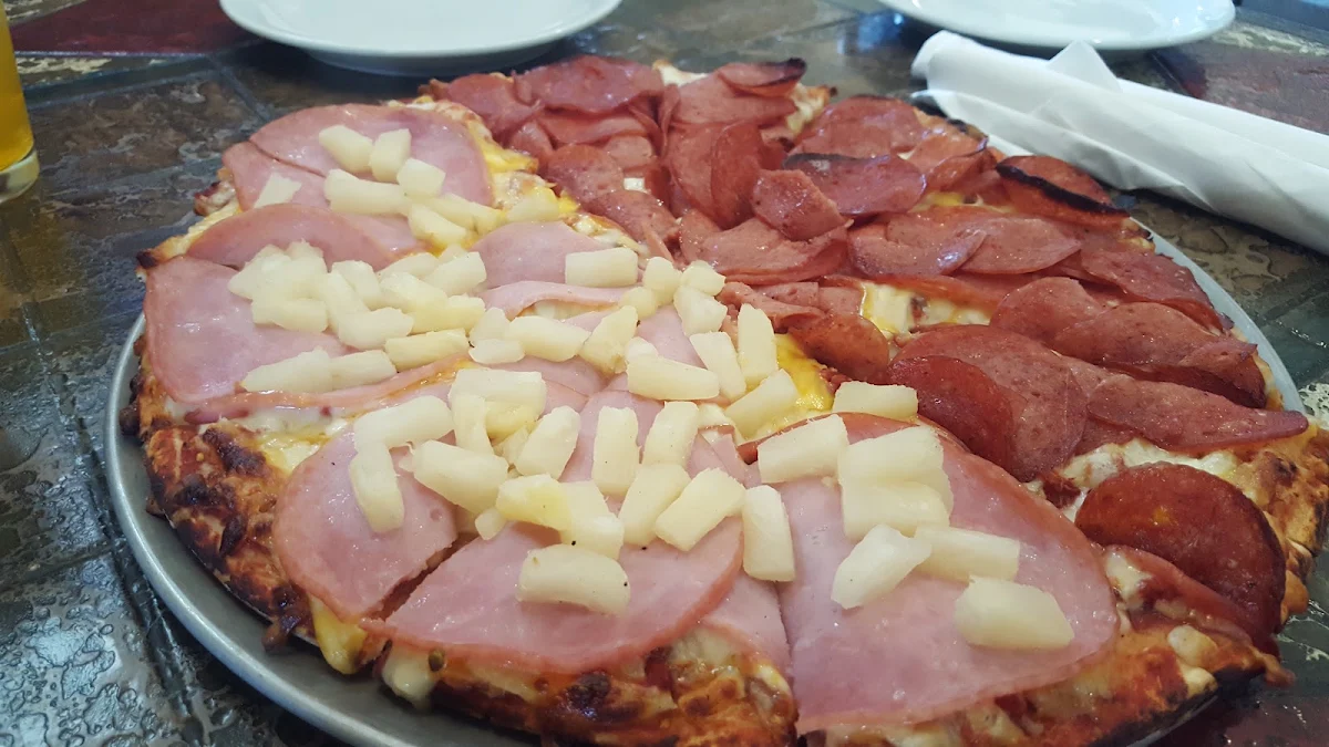 Food & drink, Tom's House Of Pizza