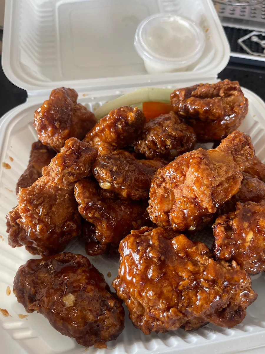 Food & drink, VMV's Bar & Grill