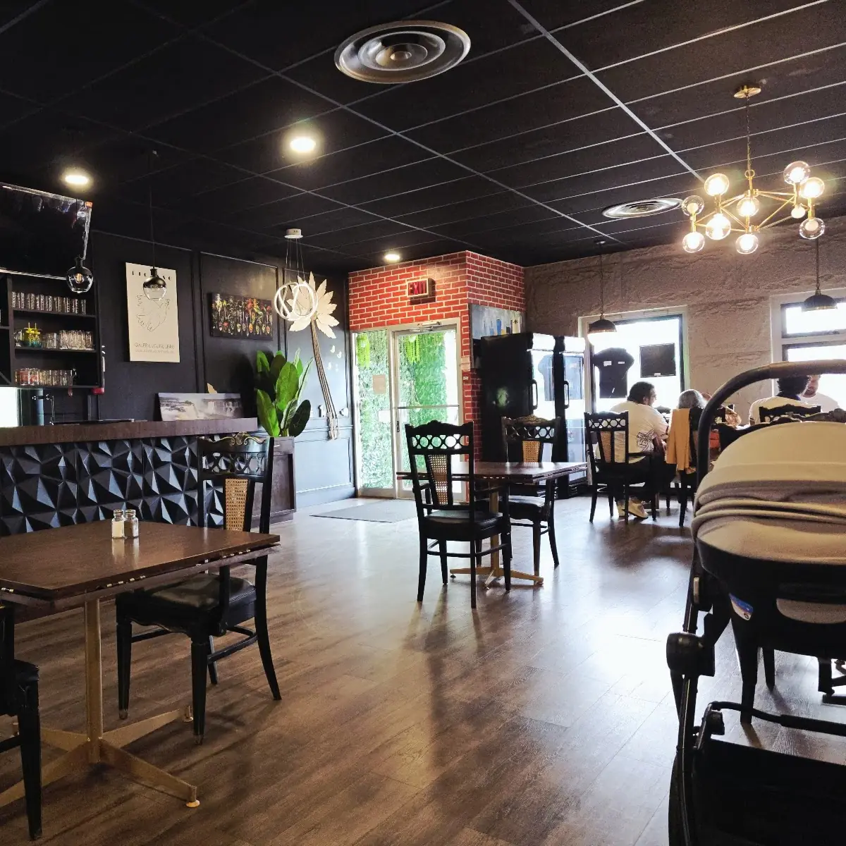 Vibe, BBQ Night & Party Lounge