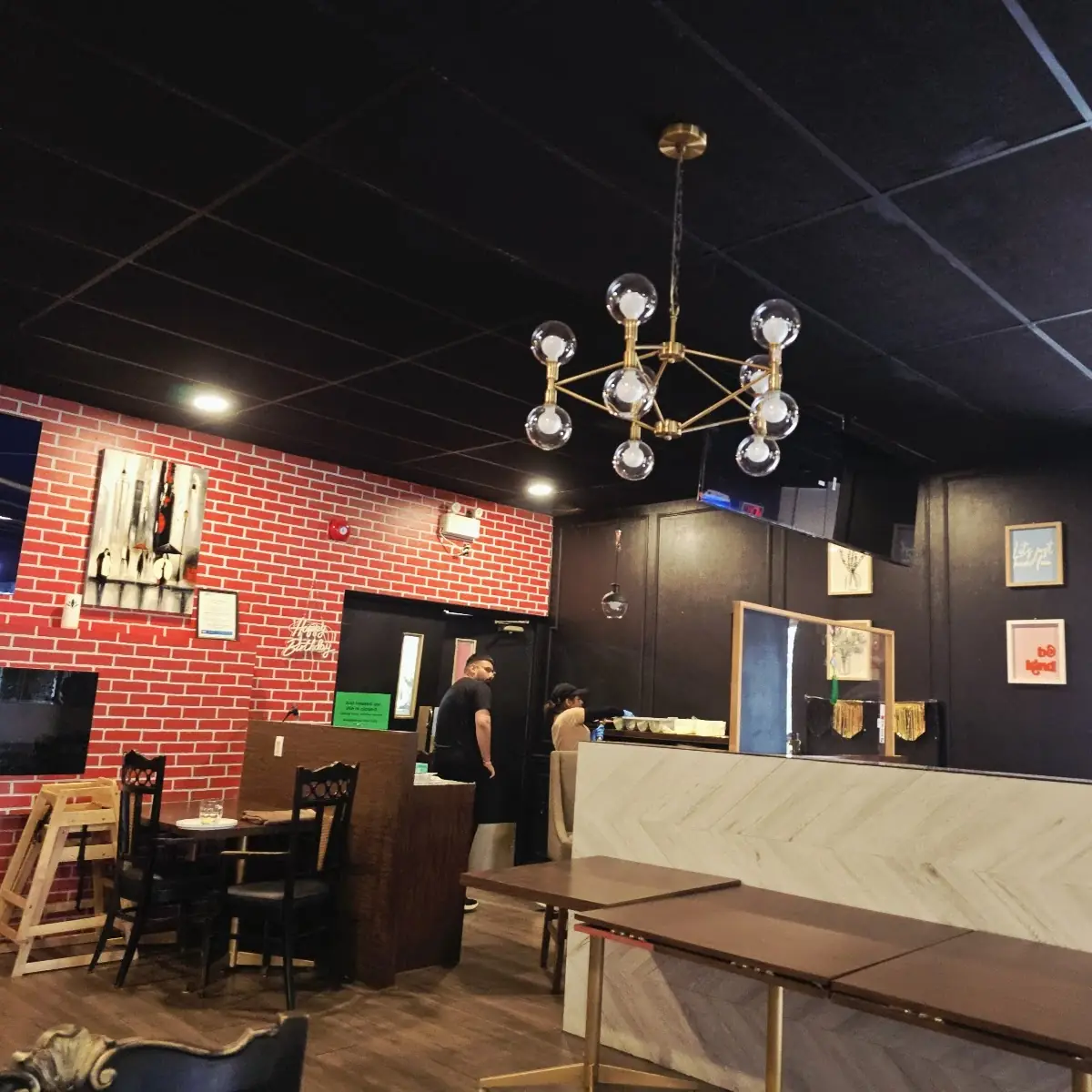 Vibe, BBQ Night & Party Lounge