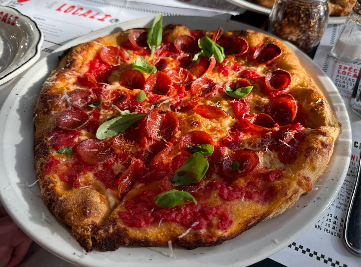 Food & drink, Pizzeria Locali