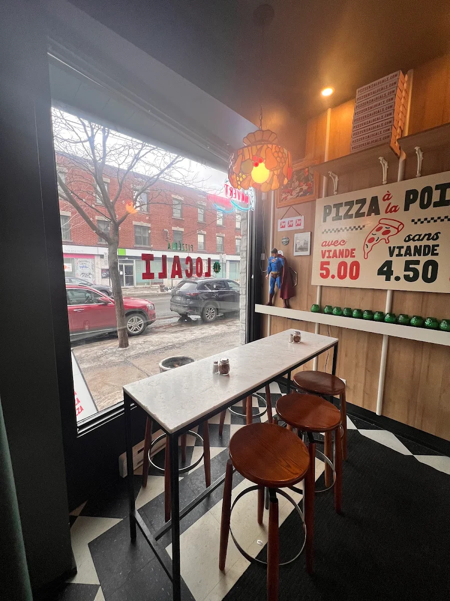 Vibe, Pizzeria Locali