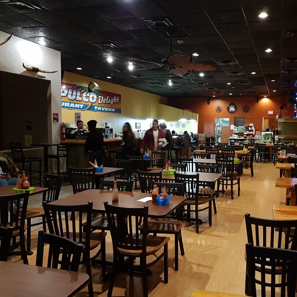 Vibe, Acapulco Delight Restaurant