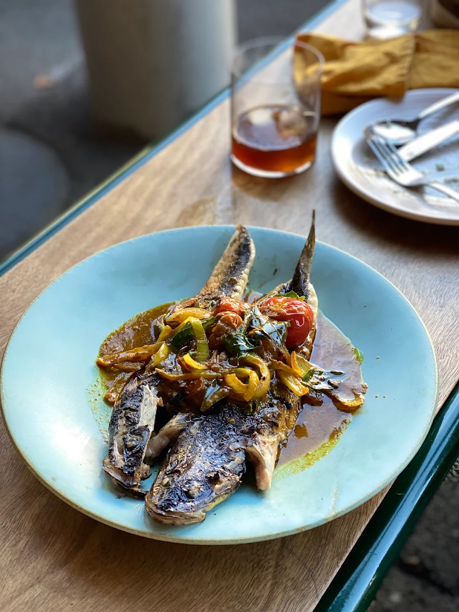 Food & drink, Manze