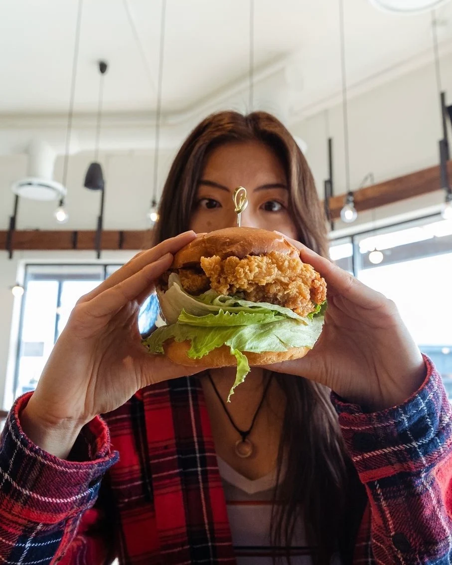 Food & drink, WOW Chicken (Ponoka)