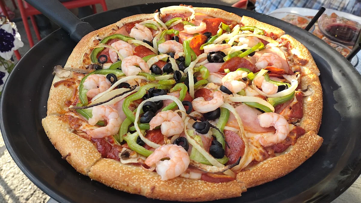 Food & drink, Boston Pizza