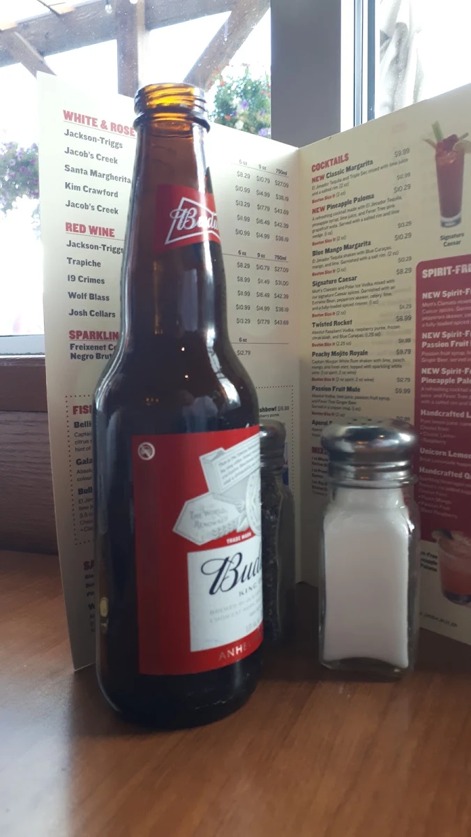 Menu, Boston Pizza