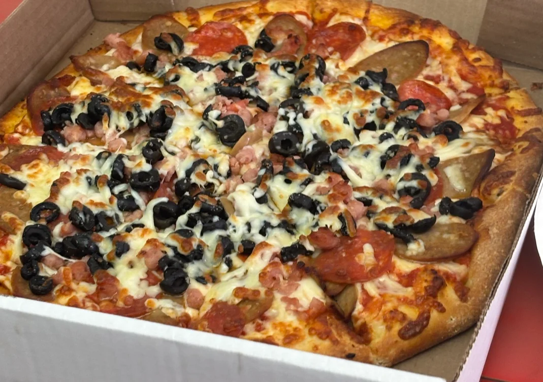 Food & drink, Triple Triple Pizza & Chicken