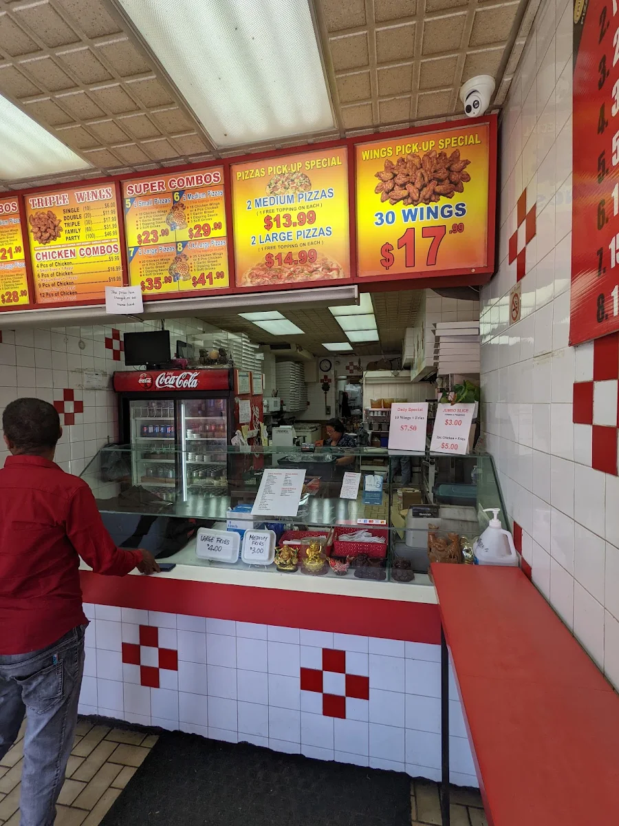 Vibe, Triple Triple Pizza & Chicken