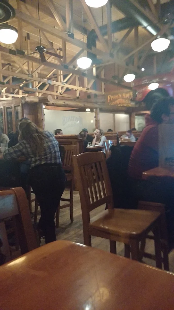 Vibe, Montana’s BBQ & Bar