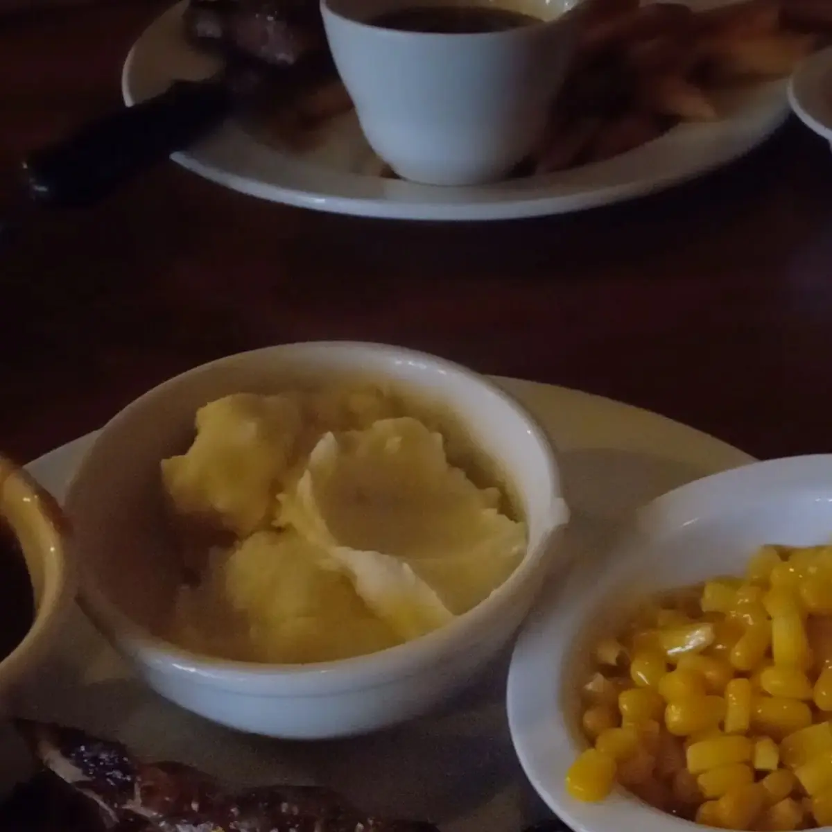 Food & drink, Chuck’s Roadhouse Bar and Grill