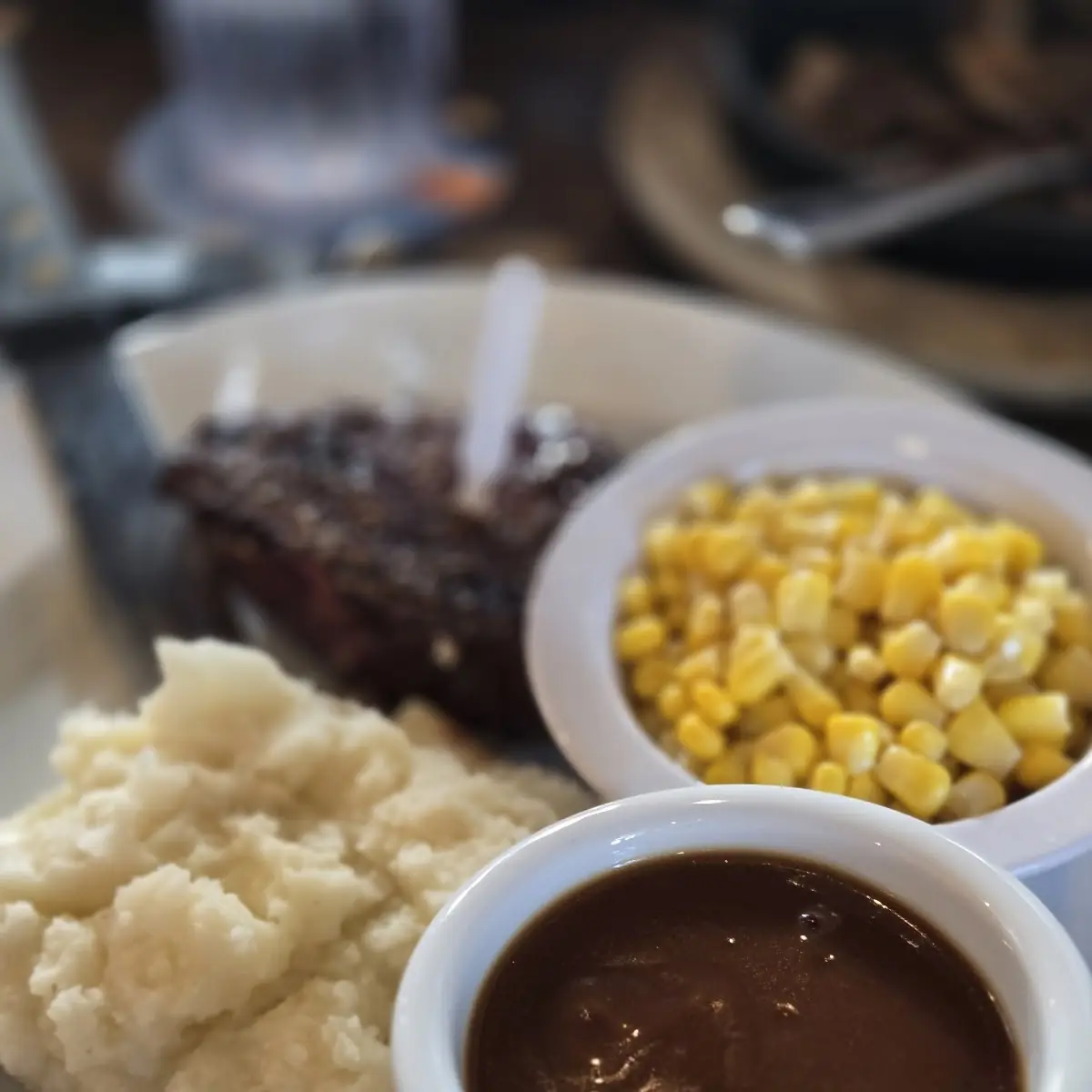 Food & drink, Chuck’s Roadhouse Bar and Grill