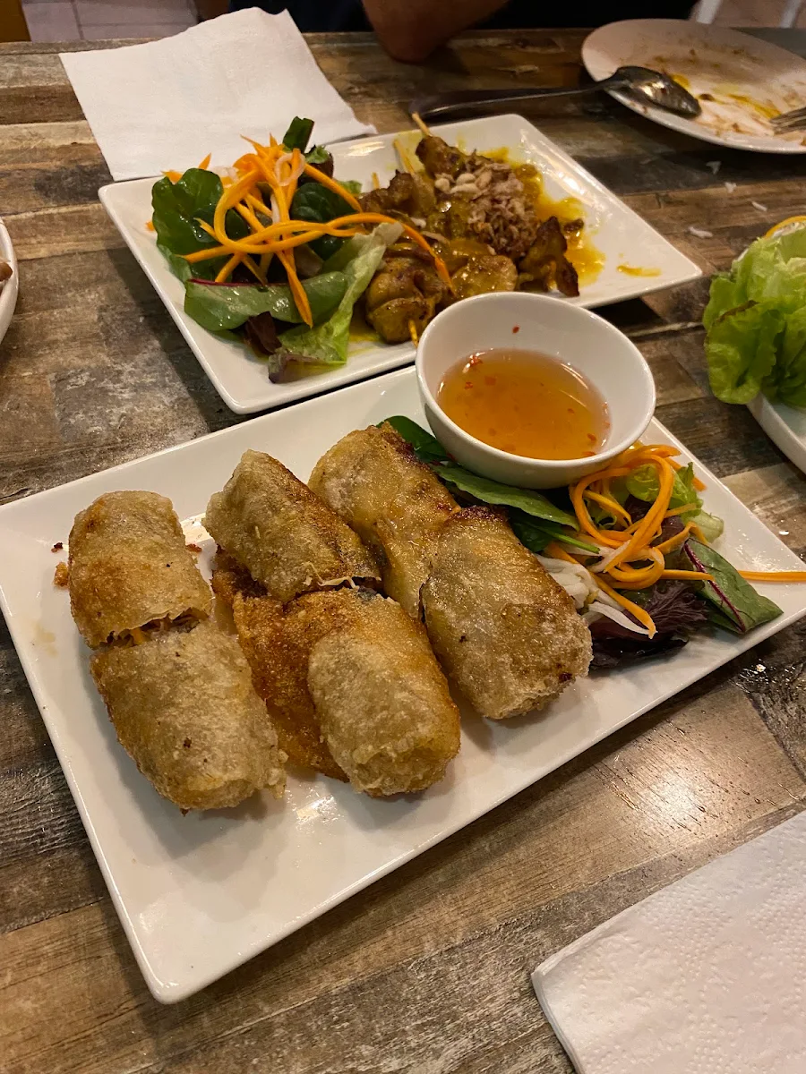 Food & drink, Xin Chào Vietnamese Cuisine