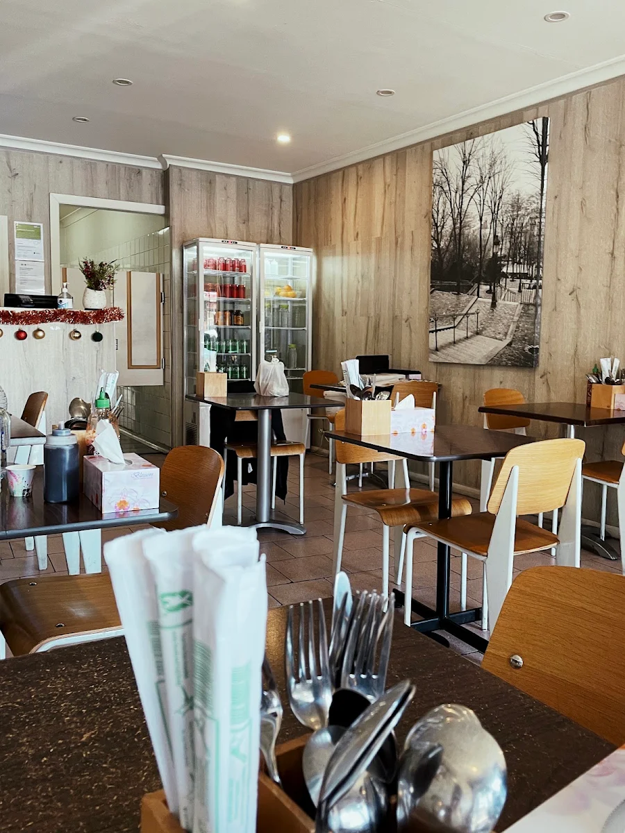 Vibe, Xin Chào Vietnamese Cuisine