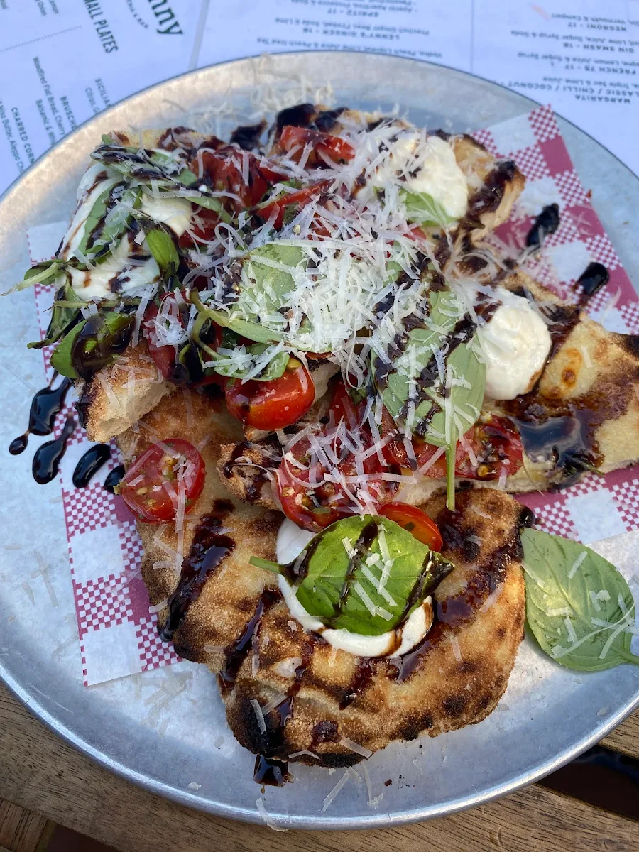 Food & drink, Lenny Pizzeria & Bar