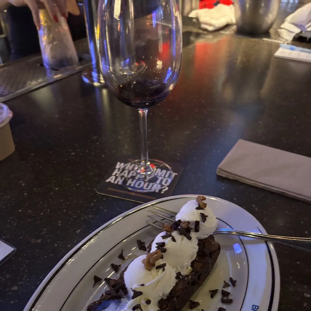 Food & drink, Browns Socialhouse Grandview Corners