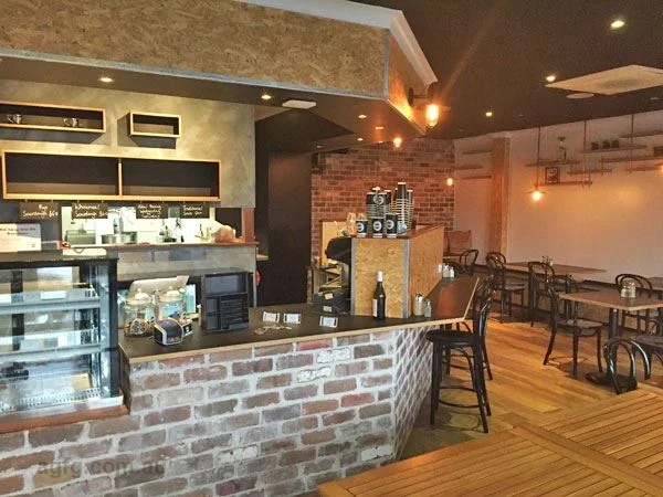 Vibe, Williams Cafe