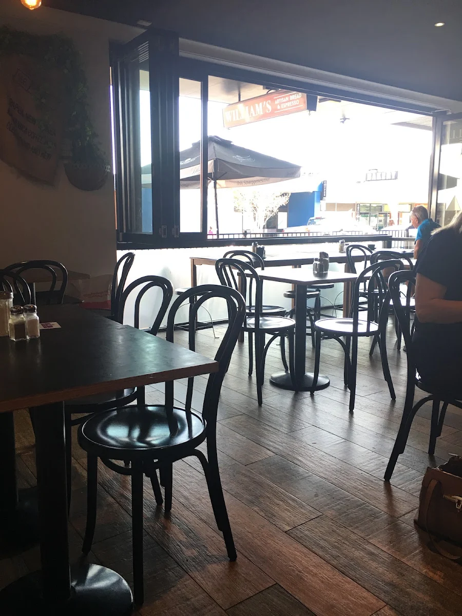 Vibe, Williams Cafe