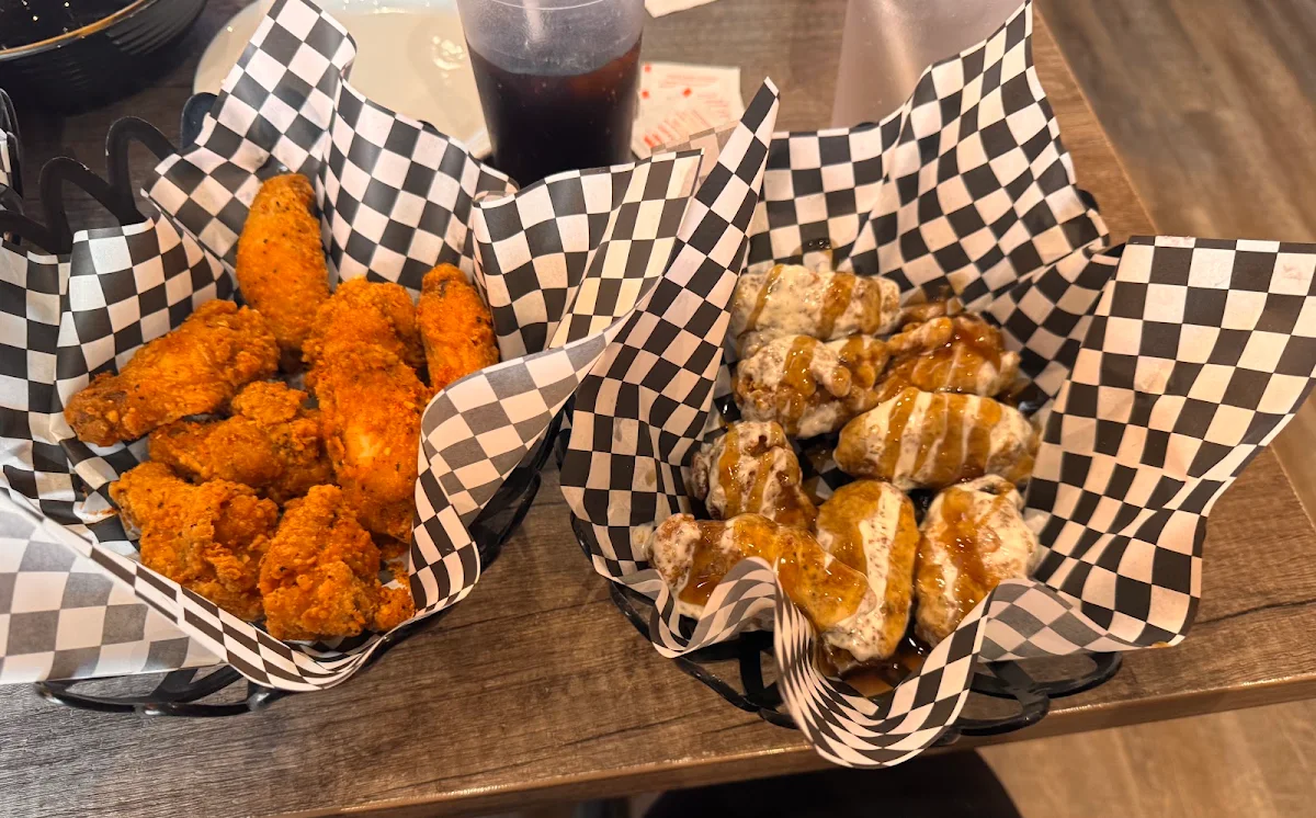 Food & drink, Wing’n it