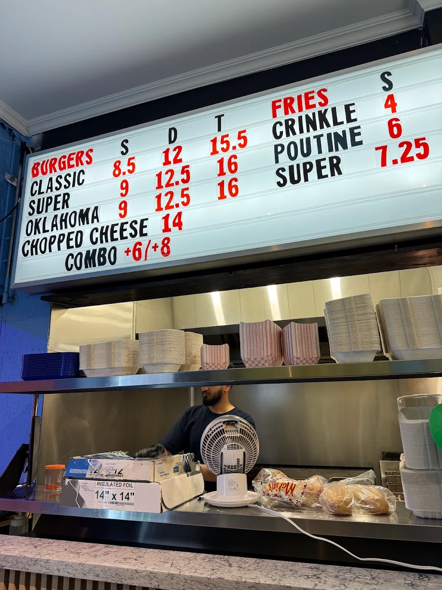 Vibe, Super Smash Burgs – Markham