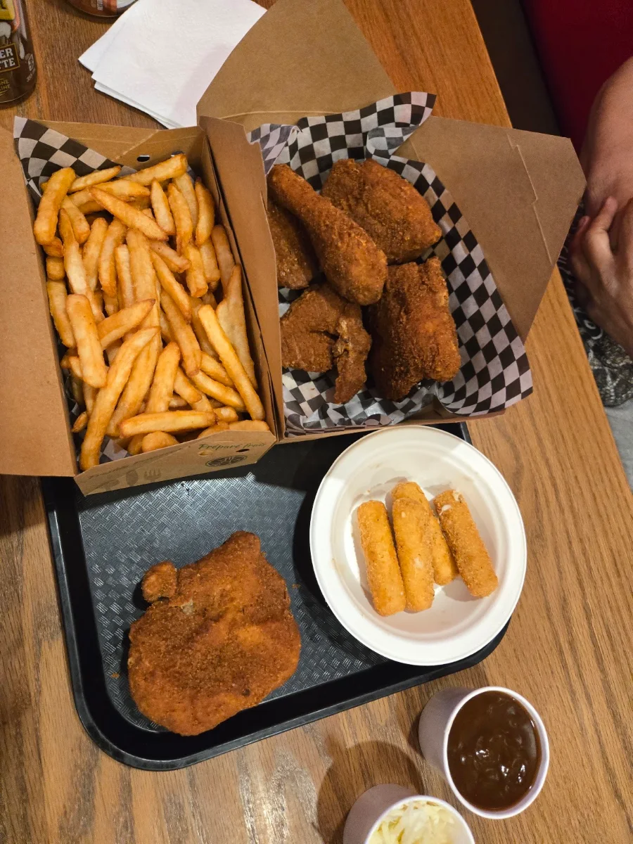 Food & drink, 𝓟𝓲𝔃𝔃𝓪 𝓑𝓾𝓻𝓰𝓮𝓻 𝓙𝓸𝓲𝓷𝓽
