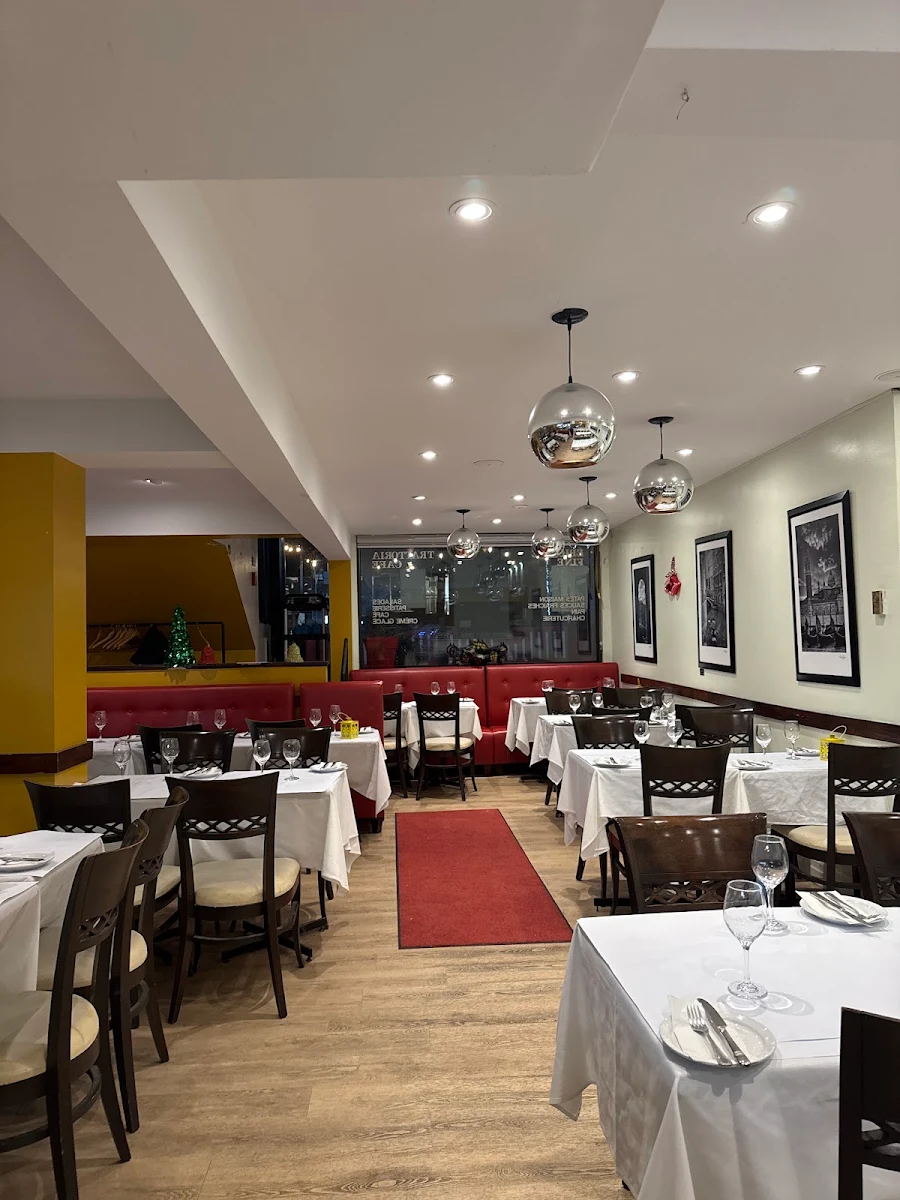 Vibe, Al Dente Trattoria