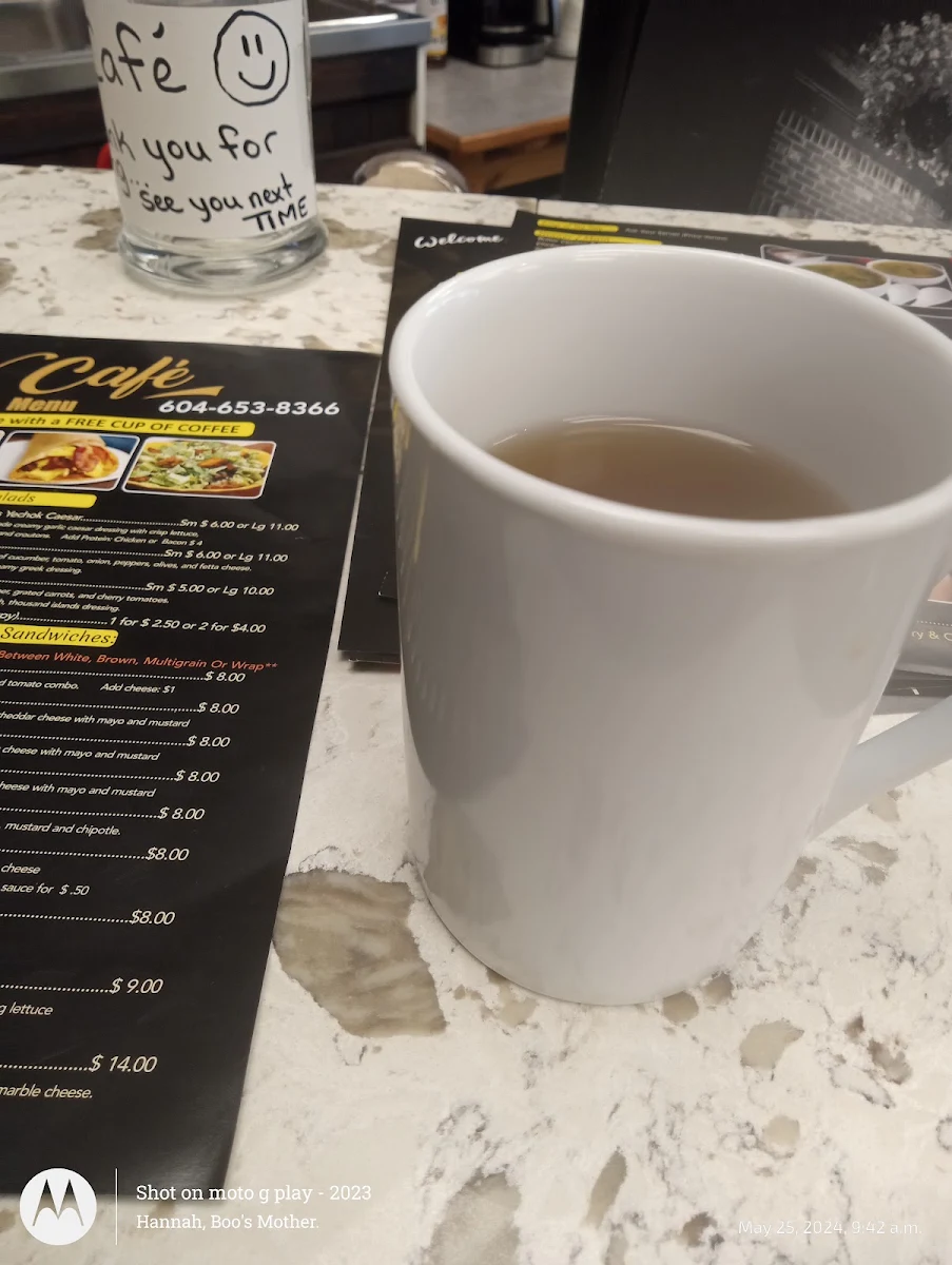 Menu, V Cafe