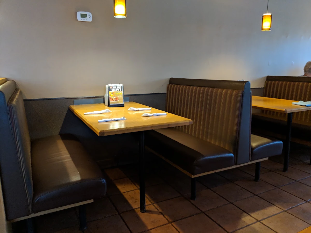 Vibe, Swiss Chalet
