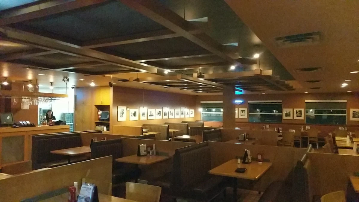Vibe, Swiss Chalet