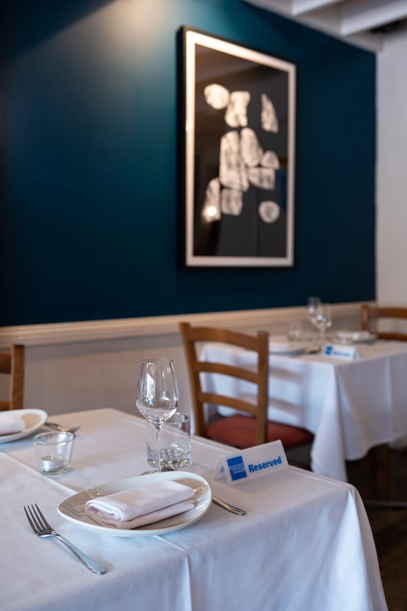 Vibe, Chim by Hanuman Thai